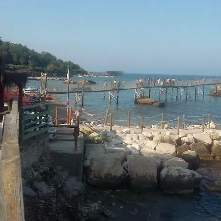 Casa Fronte Mare Al Cavalluccio * ロッカ・サン・ジョヴァンニ