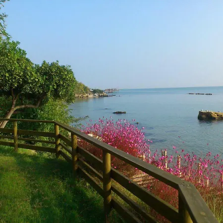 Casa Fronte Mare Al Cavalluccio ロッカ・サン・ジョヴァンニ